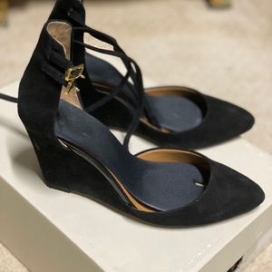 Banana republic velvet wedges